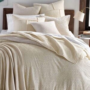 Oake Clipped Hexagon Cotton KING Duvet Cover & Shams Set BEIGE